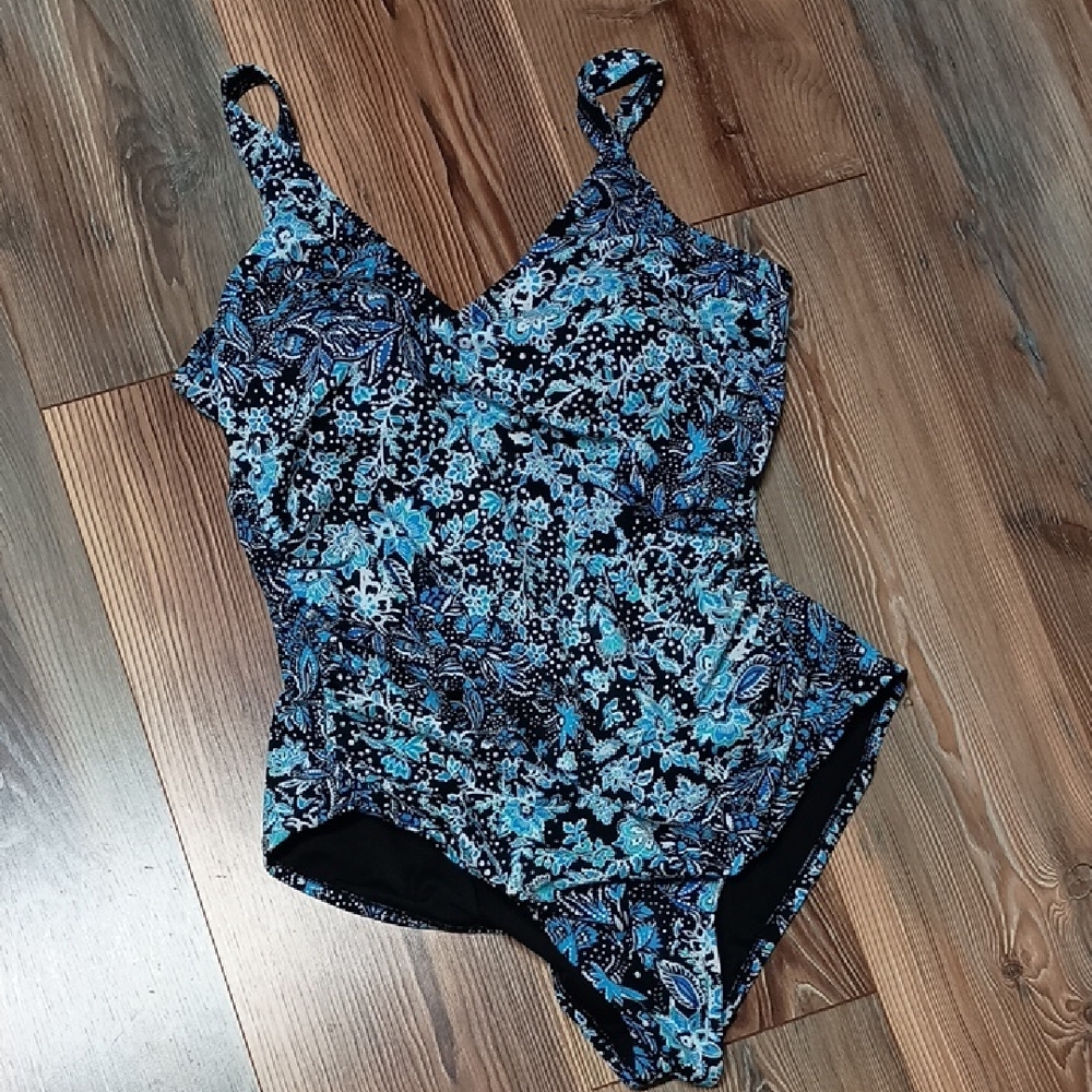 Croft And Barrow💙One Piece Swimsuit Sz16